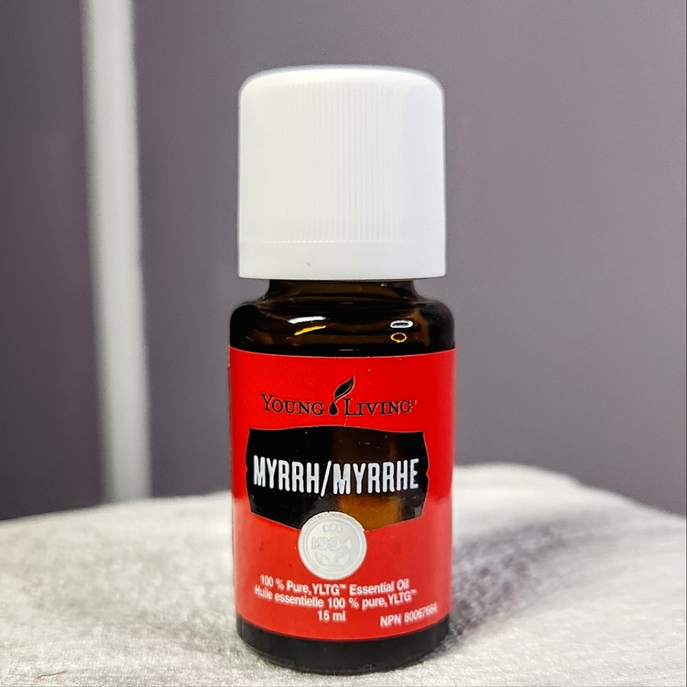 MYRRH - YOUNG LIVING ESSENTIAL OIL (15ML)
